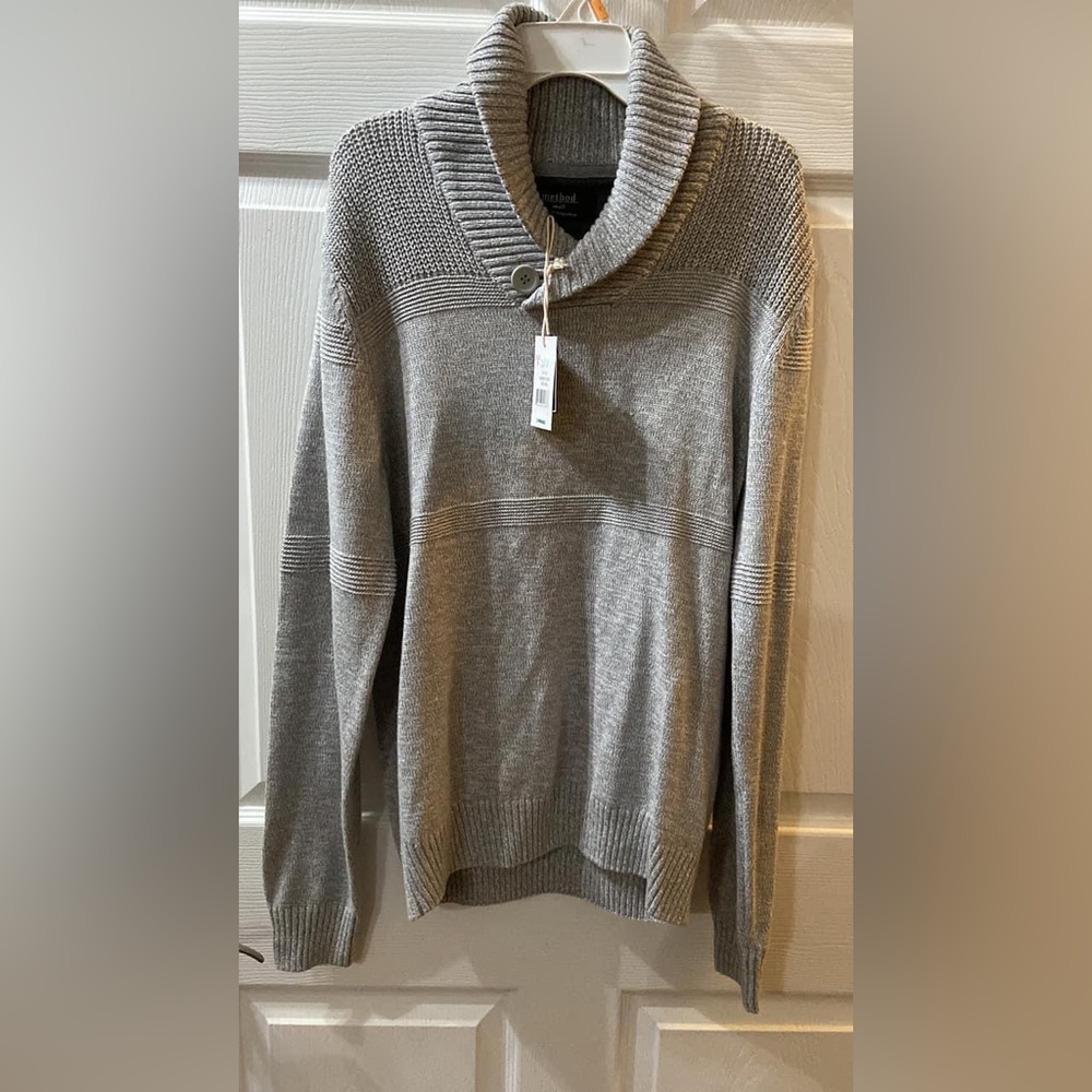 Method brand, men’s size small grey sweater